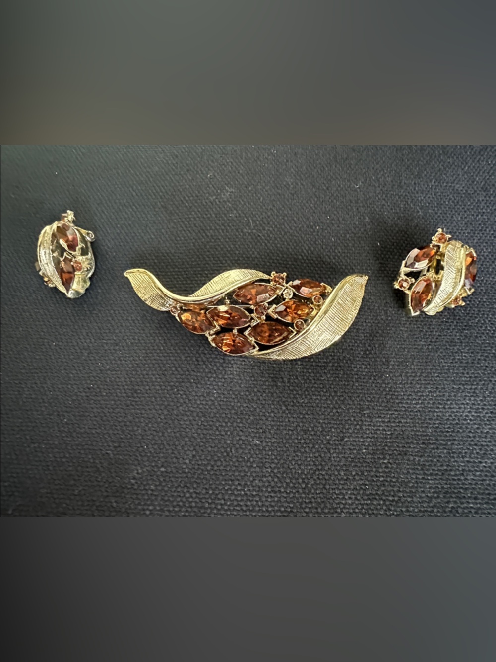 Lisner Gold-Tone Leaf Brooch and Earrings with Brown Stones 1970’s